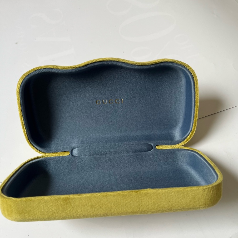 Gucci Yellow Velvet Eyewear Case W/care booklet cleaning cloth dust cover bag - Picture 6 of 8